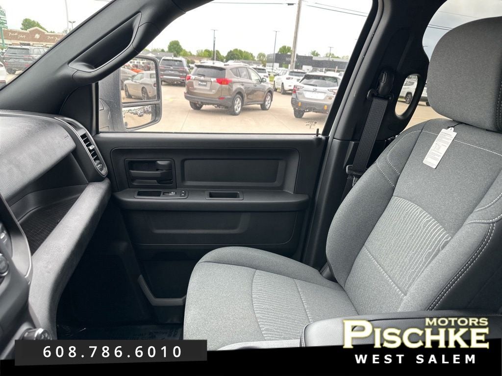 2024 RAM 3500 Chassis Tradesman/SLT/Laramie/Limited