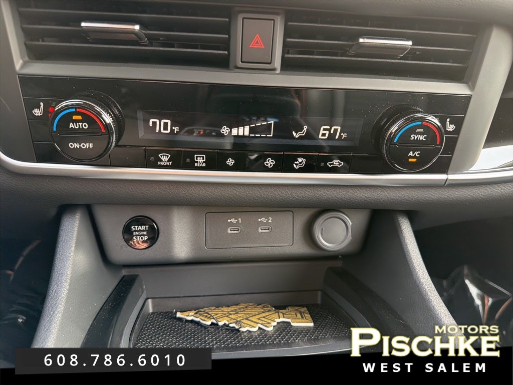 2025 Nissan Rogue Rock Creek