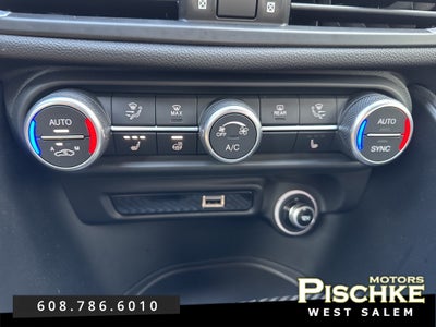 2024 Alfa Romeo Giulia Quadrifoglio RWD