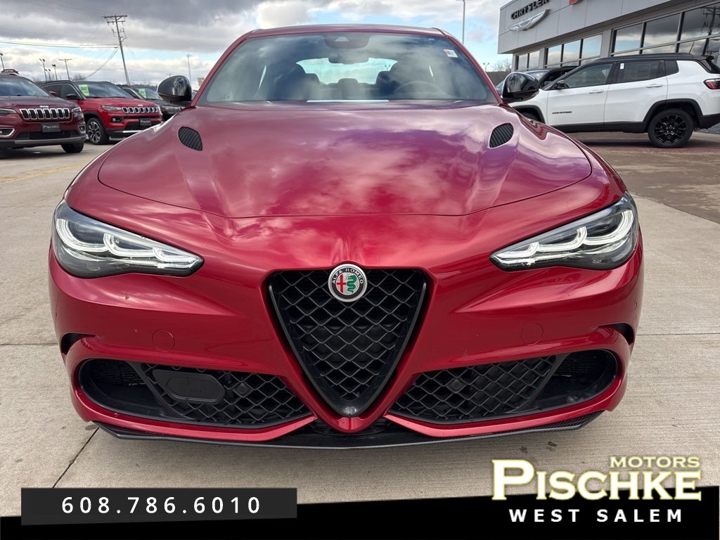 2024 Alfa Romeo Giulia Quadrifoglio RWD